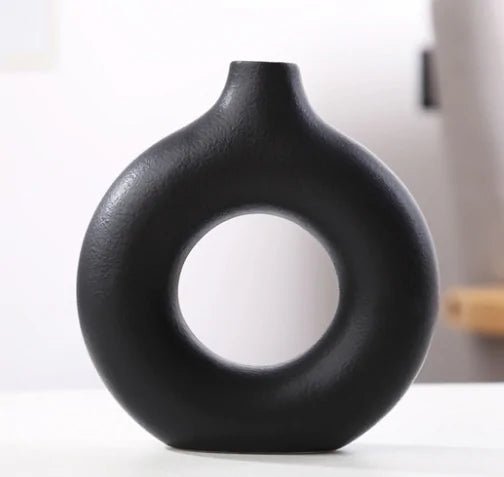 🏺 Ceramic Donut Vase – Modern Elegance & Artistic Charm - Modern