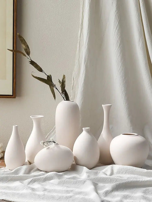 🏺 Chinese Ceramic Vase – A Timeless Symbol of Elegance - Modern