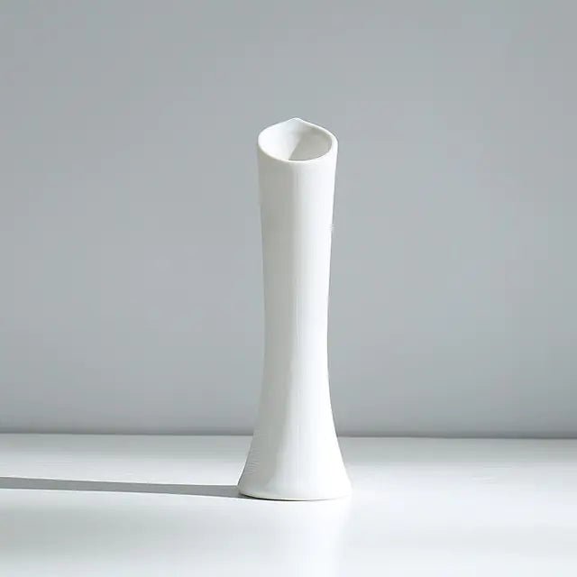 🏺 White Hemp Rope Ceramic Vase – Minimalist Elegance for Any Space - Modern