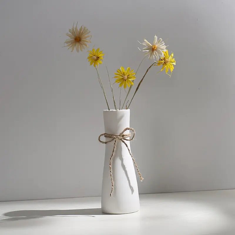 🏺 White Hemp Rope Ceramic Vase – Minimalist Elegance for Any Space - Modern